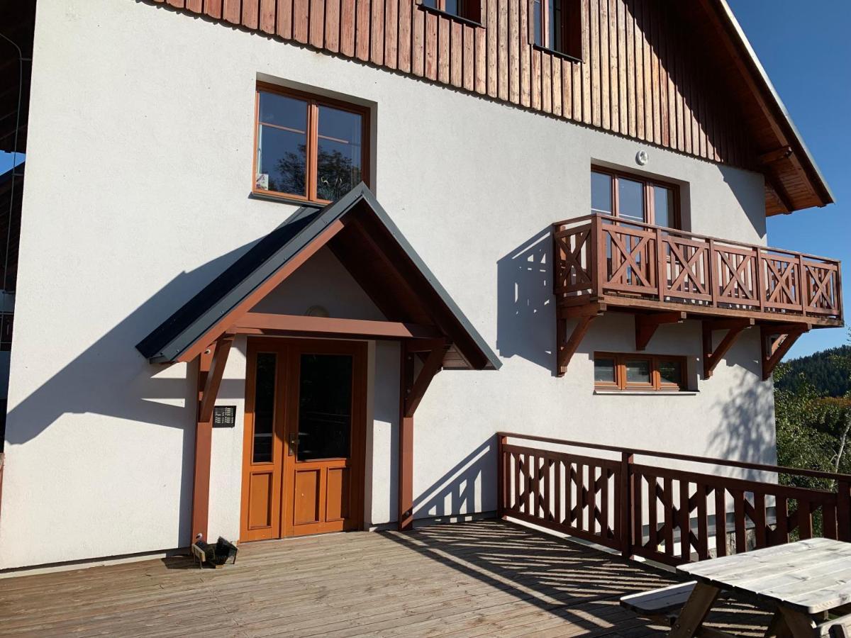 Apartmán Mezi Kopci - Mid Hills Apartment Roudnice Esterno foto